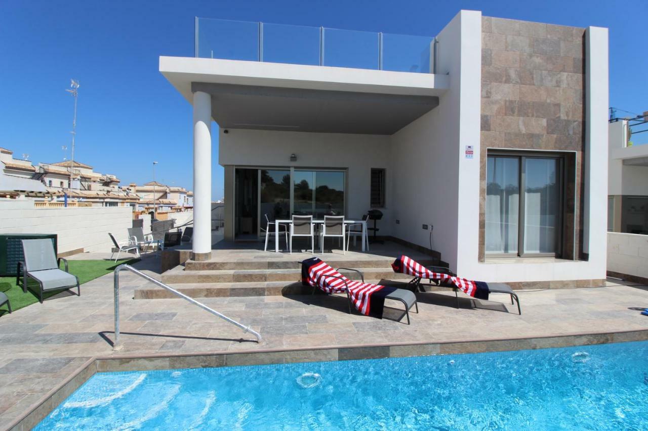 Villamartin Dehesa de Campoamor  Exteriér fotografie